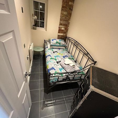 Flat 3 Meadow View Cozy Getaway Lejlighed Hurst Eksteriør billede