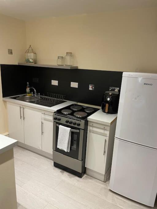 Flat 3 Meadow View Cozy Getaway Lejlighed Hurst Eksteriør billede