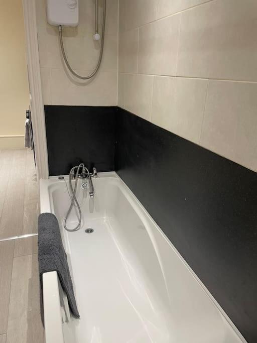 Flat 3 Meadow View Cozy Getaway Lejlighed Hurst Eksteriør billede