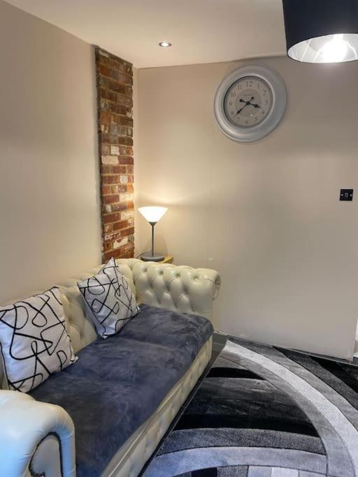 Flat 3 Meadow View Cozy Getaway Lejlighed Hurst Eksteriør billede